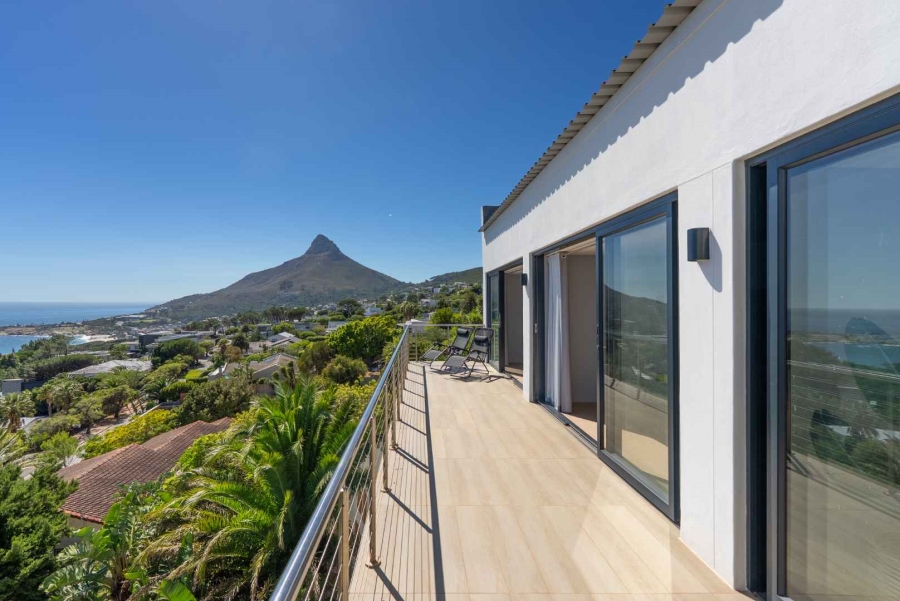 7 Bedroom Property for Sale in Camps Bay Western Cape